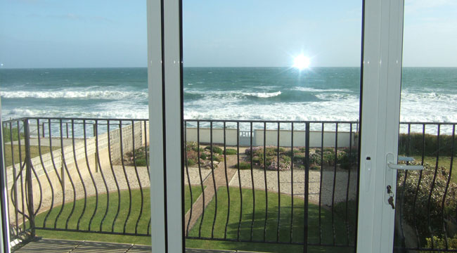 Smarts Visofold 1000 bifold doors