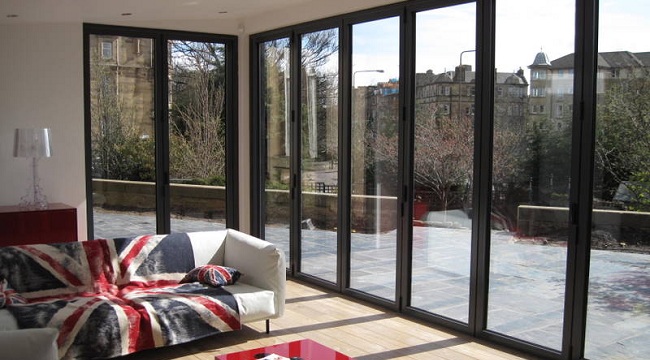 Bi folding doors in RAL 7016 anthracite furniture