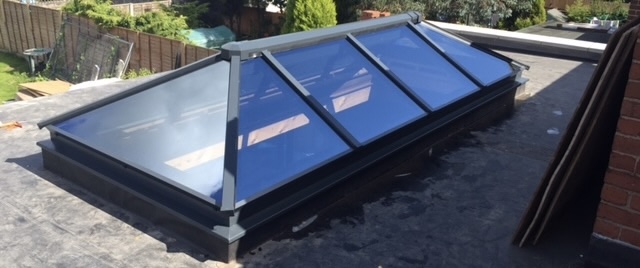 Slim Lantern Roof by Smart Systems